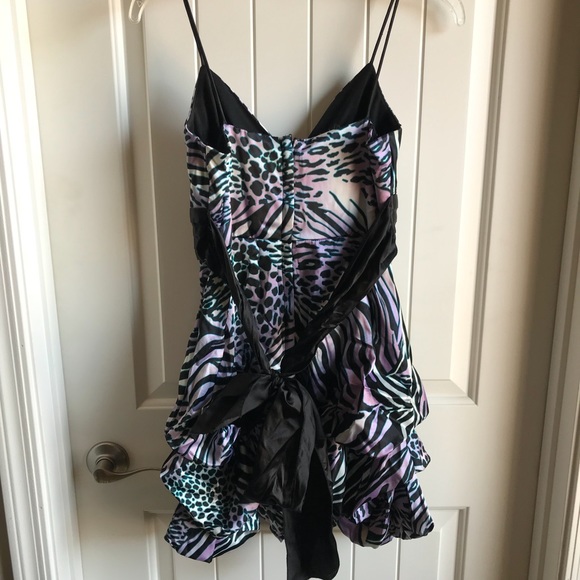 Roberta Evening Dress - Picture 6 of 8